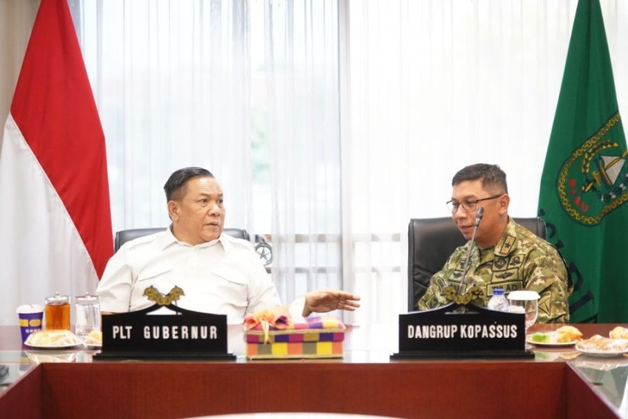 Plt Gubernur Riau Terima Kunjungan Dangrup 3 Kopassus, Ini Pembahasannya