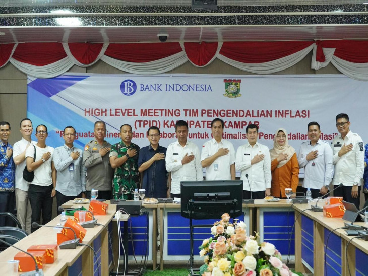 Bupati Kampar apresiasi BI, DJPb, BPS, dan Bulog saat pimpin HLM Pengendalian Inflasi