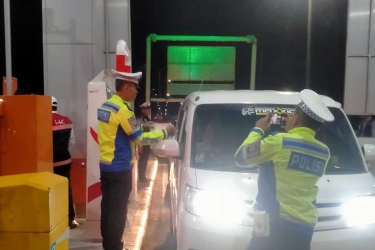 Cegah Kecelakaan Lalulintas di Jalan Tol, PJR Polda Riau Pasang Micro Sleep