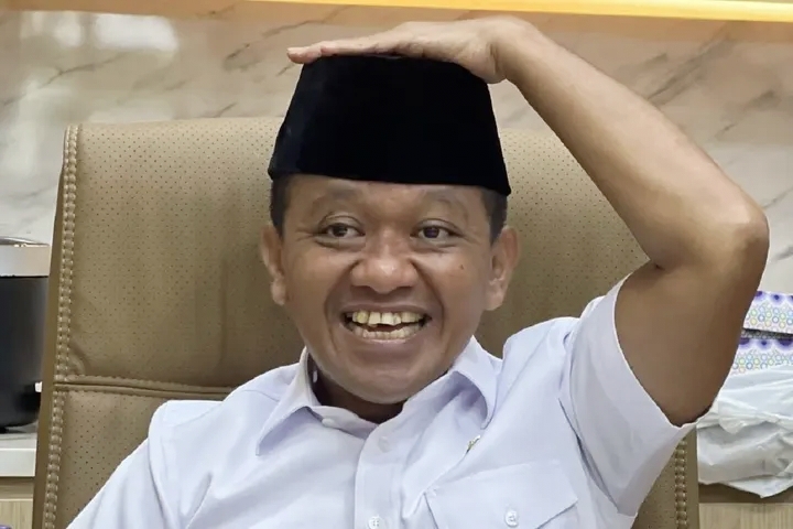 Bahlil Ingin Bertemu Pencipta Lagu ‘Mas Bahlil Ganteng’