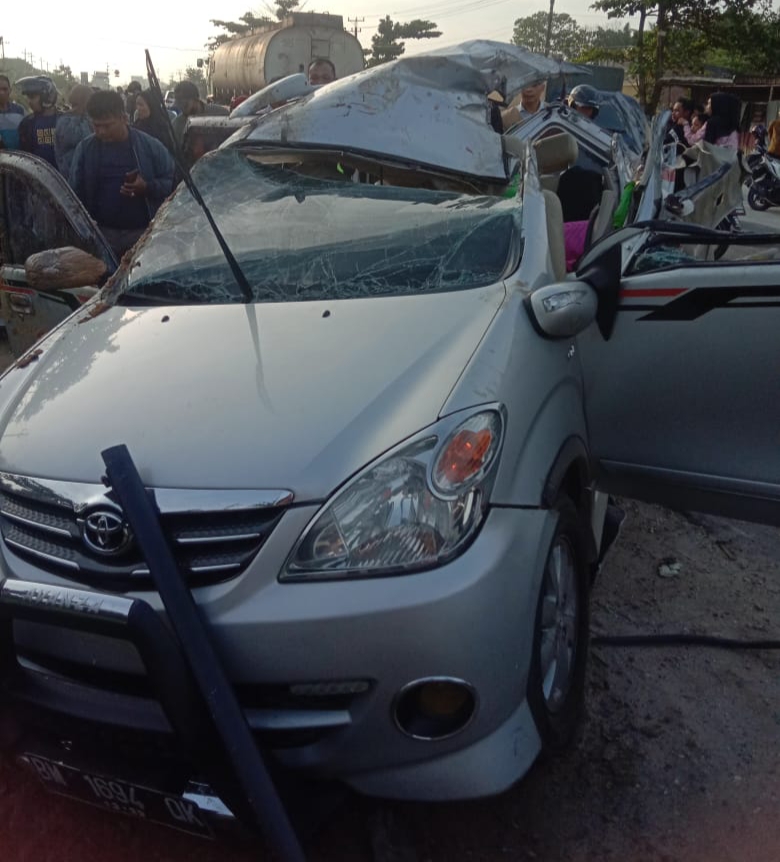 Kecelakaan Maut di Kubang Raya, Avanza Tabrak Truk Parkir, 3 Orang Tewas di Tempat