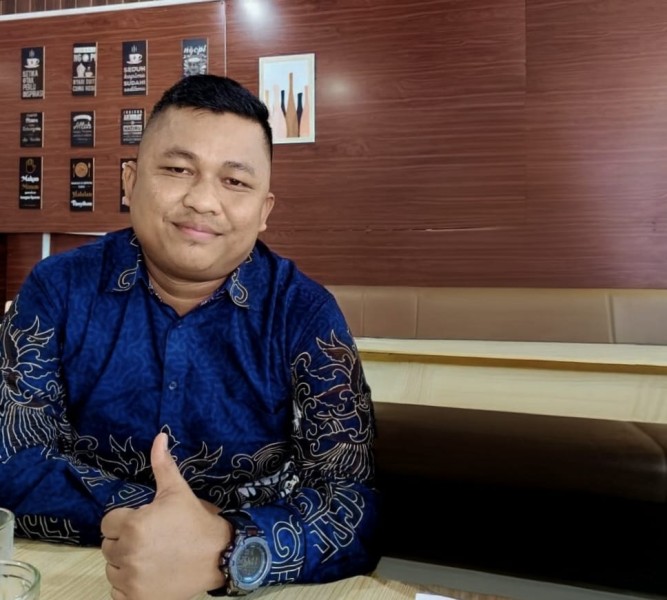 Muhajirin Minta Pemkab Rohil Tegas Awasi Izin dan Aktivitas Lapangan!