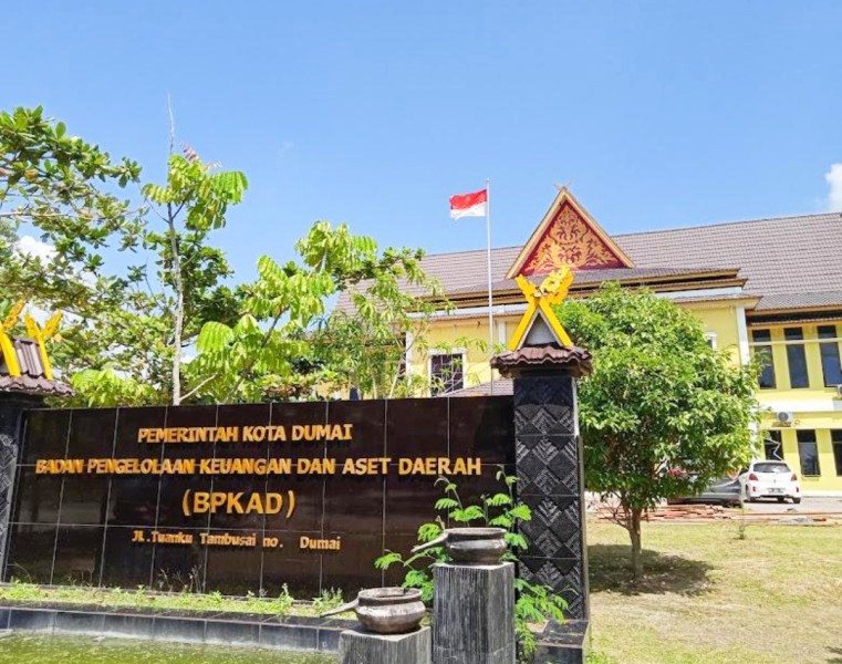 Pejabat BPKAD Dumai Menghilang Saat Disorot Soal Sewa Kendaraan?