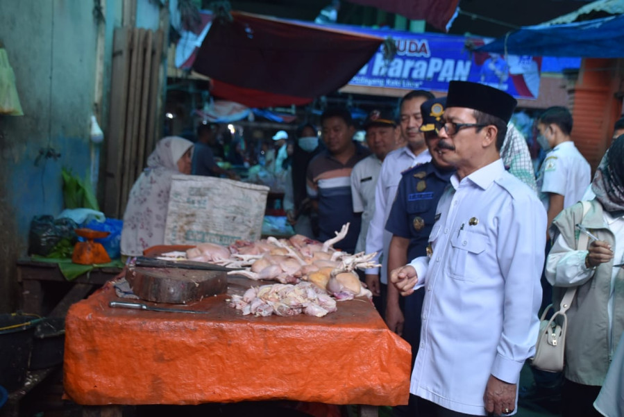Bupati Aceh Tamiang Cek Harga Sembako dan Ketersediaan Beras SPHP