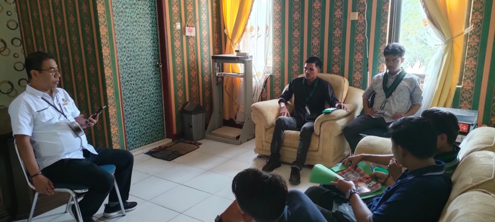 HMI Cabang Rokan Hulu Lakukan Audiensi dengan Disdikpora, Minta Fasilitas SMP N 5 Bonai Jadi Prioritas