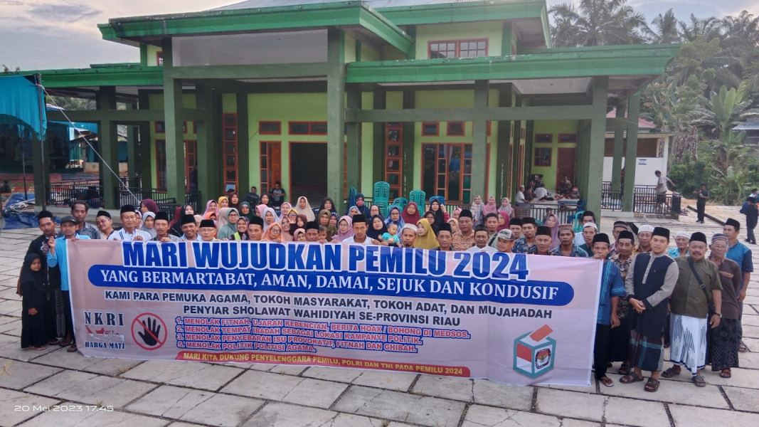 Para Tokoh dan Mujahadah Ormas Penyiar Sholawat Wahidiyah Riau Deklarasikan Pemilu Damai 2024