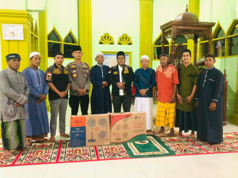 Safari Ramadhan Ketua DPW PEKAT IB Riau bersama Kapolsek Tambusai Di Masjid Ar-rahman Dusun Kuala Tambusai