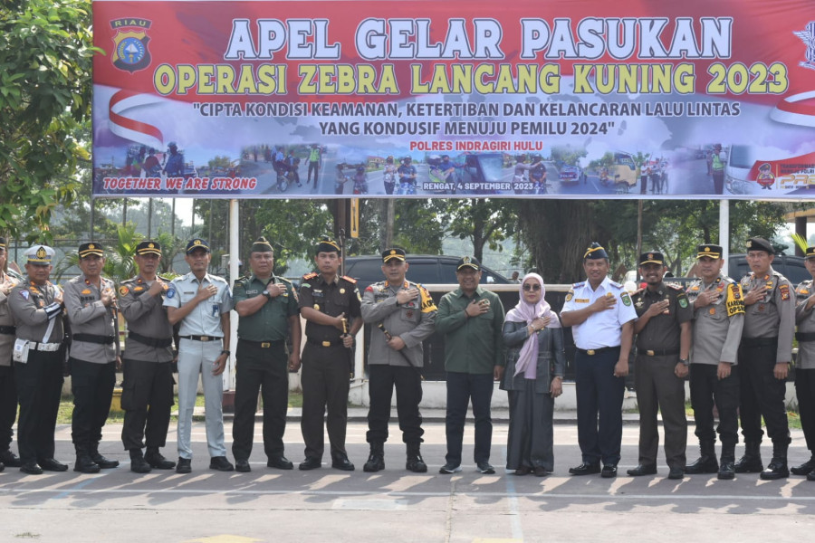 Kasdim 0302/Inhu Menghadiri Apel Gelar Pasukan Ops zebra LK 2023 di Mapolres Inhu