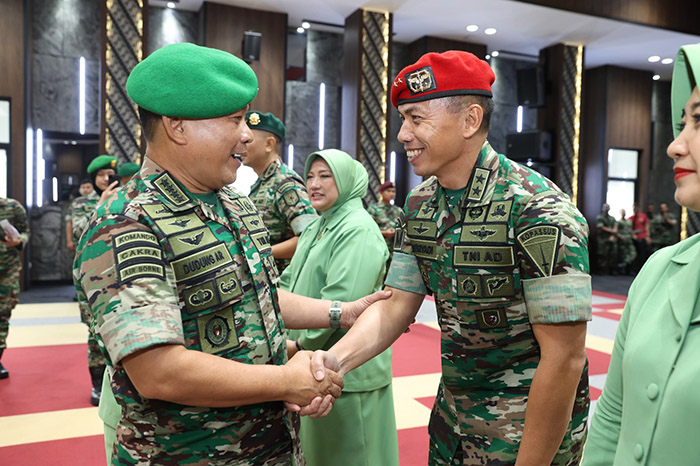 47 Pati TNI AD Naik Pangkat, Termasuk Danjen Kopassus Termuda dan Dua Kowad