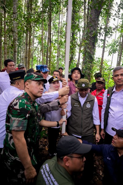 Di Hadapan Menteri Kehutanan, Kasmarni Tegaskan Komitmen Bengkalis Jaga Gambut dan Perkuat Restorasi