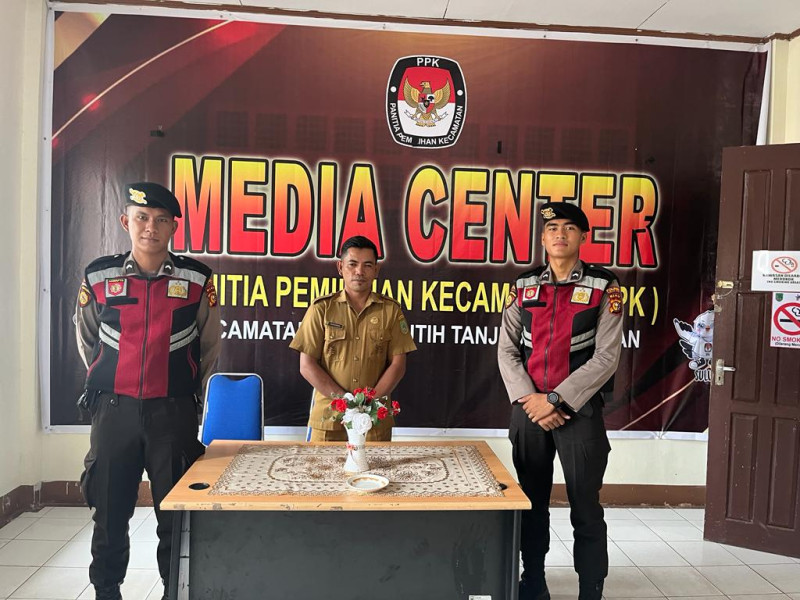 Cooling System Jelang Pemilu 2024, Satgas Preventif Polres Rohil PAM, Patroli dan Sambangi Camat TPTM