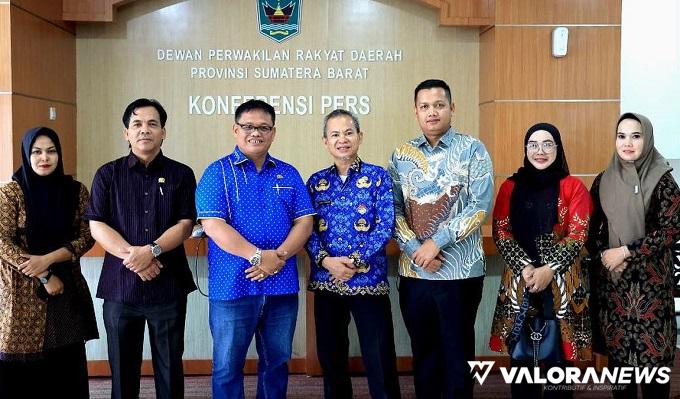 Bahas Perda Lembaga Adat Melayu Riau, Pansus A DPRD Rokan Hilir Pelajari Perda Nagari ke DPRD Sumbar