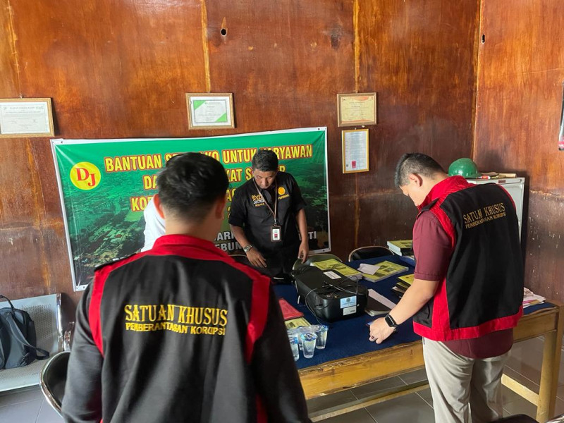Kantor Bupati Aceh Tamiang, di Geledah Tim Satsus Pemberantasan Korupsi Kejati Aceh