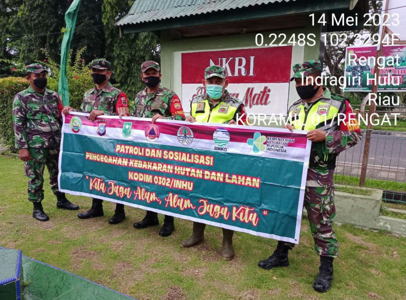 Babinsa Koramil 01/Rengat Telusuri Wilayah Kecamatan Rengat Barat Untuk Cegah dan Hindari Karhutla