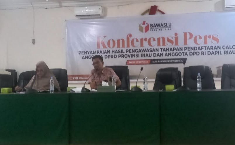 Puluhan Ribu APS dan APK Diamankan Bawaslu Riau