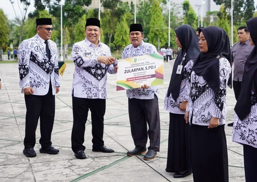 GERBRAK Riau Apresiasi Plt Gubernur Riau SF Haryanto: Umrohkan Guru Berprestasi Bentuk Penghargaan Nyata