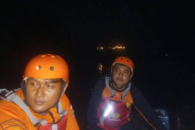 Asyik Mandi, Remaja 15 Tahun Hilang di Aliran Sungai Indragiri Riau