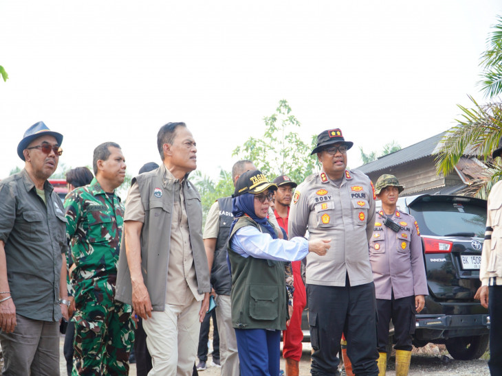 Wabup Kampar Sambut Staf Khusus Menteri Kehutanan