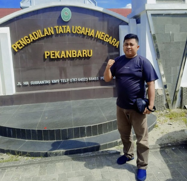 Cabut Gugatan di PTUN, Muhajirin Siap Laporkan Kepala Sekolah dan Kadisdik ke Polda Riau