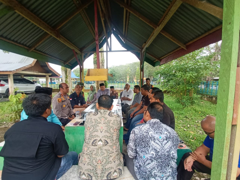 Bersinergi Ciptakan Pemilu Damai Polsek Siak Sambangi Kantor Lurah Kampung Rempak Lakukan Hal ini