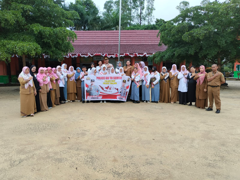 Police Goes to School Jadi Langkah Polsek Tualang- Polres Siak Antisipasi Kenakalan Remaja