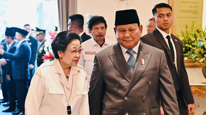 Maju-Mundur PDIP Gabung Koalisi Prabowo-Gibran. Apa Kata Megawati?