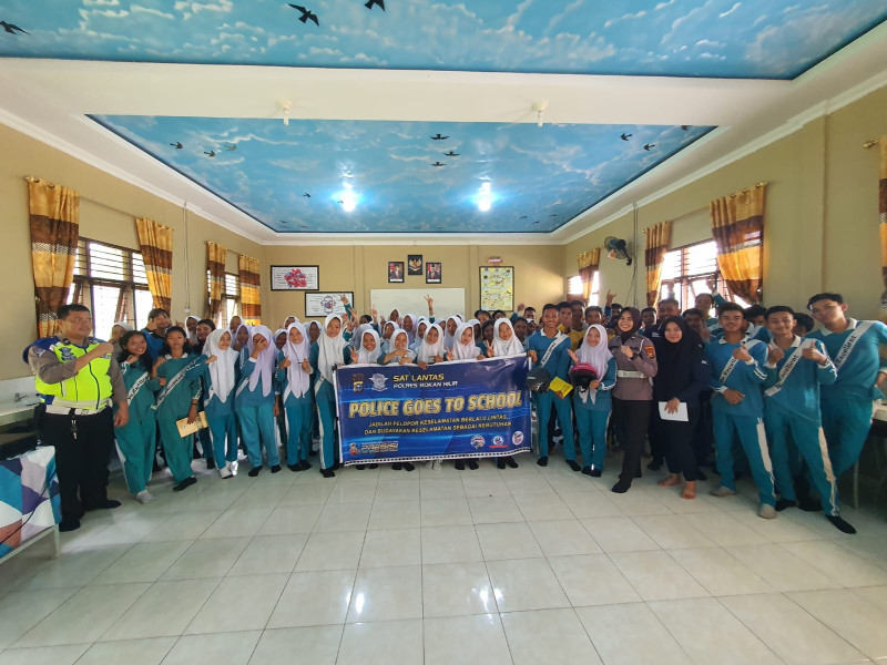 Satlantas Polres Rohil Rutin Gelar Police Goes To School Disekolah SMA