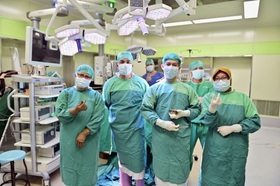 Hanya Terjadi 1 Persen di Dunia, Tim Dokter RSUD Arifin Achmad Berhasil Tangani Sindrom HWW