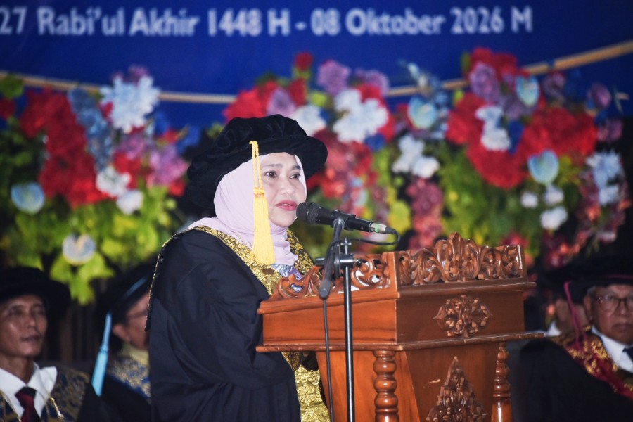 Hadiri Wisuda XVIII Sarjana dan Pascasarjana IsNJ Bengkalis, Hj. Kasmarni Berpesan Wisuda Ini Bukan Akhir Perjuangan
