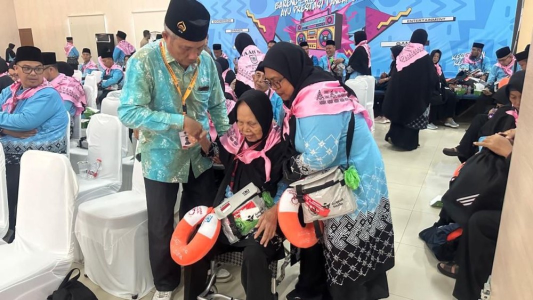 424 CJH Riau Kloter Pertama Mulai Menuju Tanah Suci