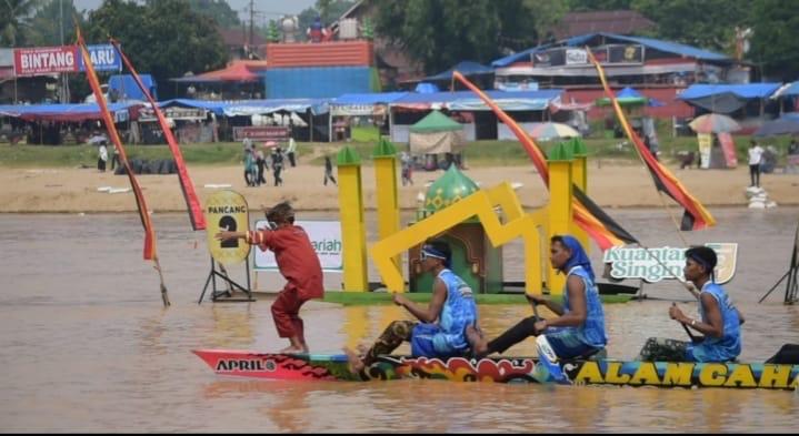 Jalur Alam Cahayo Juara Pacu Jalur 2026